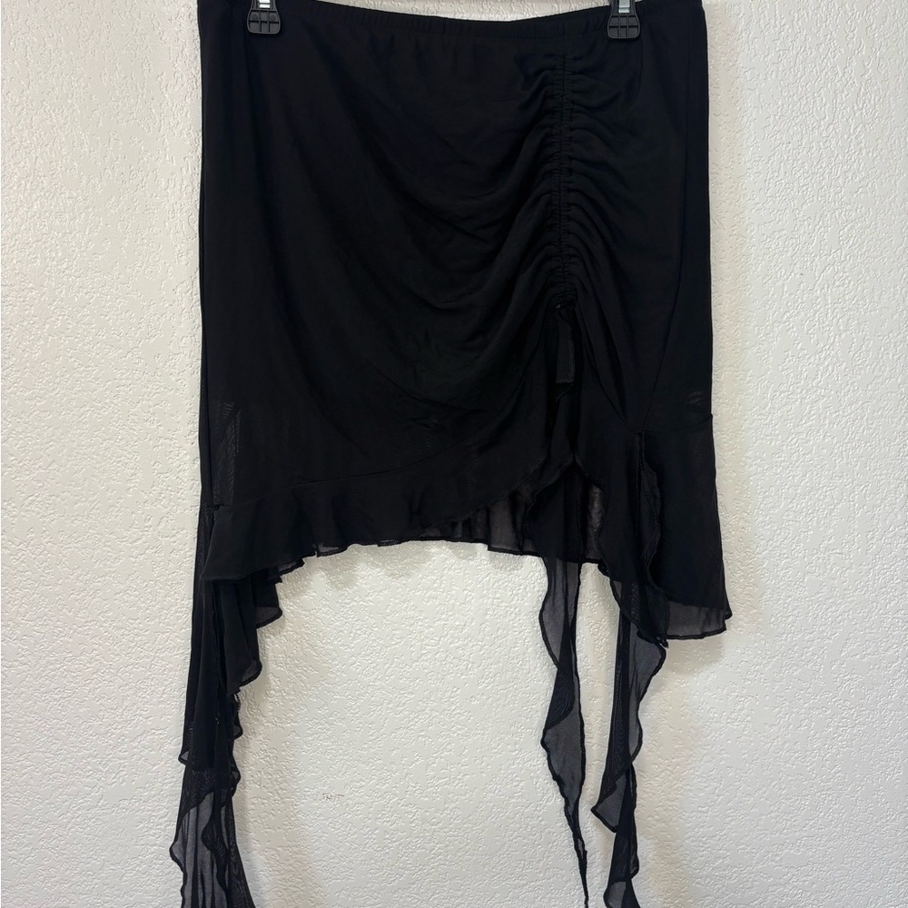 SHEIN Black Asymmetrical Skirt